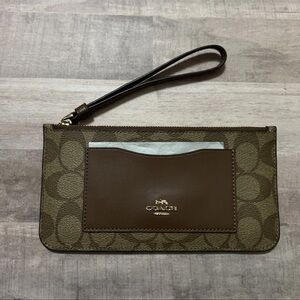 COACH Signature PVC Zip Top Wallet/Wristlet  Khaki/ Saddle CS669